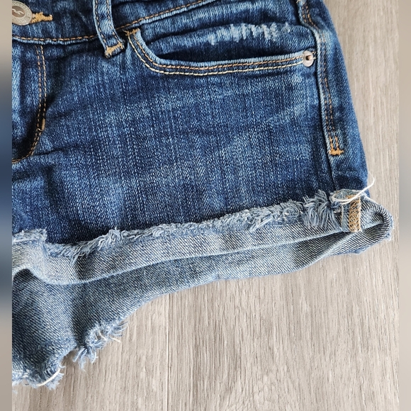 Sold - Picture 5 of 7